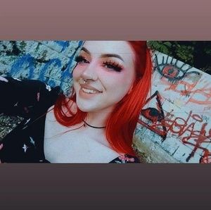 Meet your Posher, Sabrina